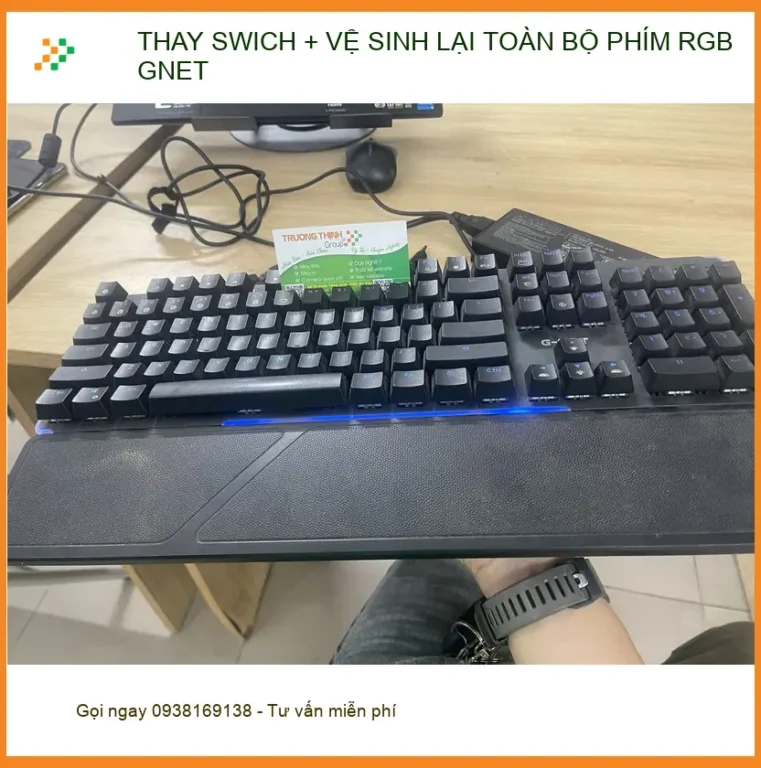 Anh Đức tìm địa chỉ thay switch, vệ sinh phím RGB GNET Quận Phú Nhuận
