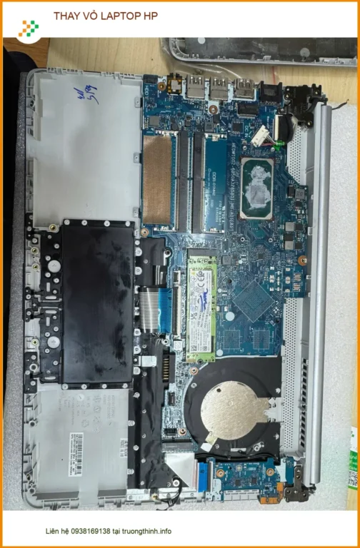 Anh Đức sinh viên tìm Trung tâm thay vỏ laptop HP Quận Gò Vấp uy tín