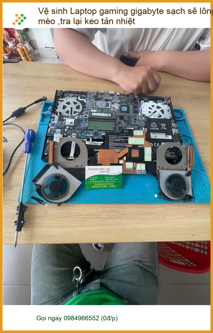 Vệ sinh Laptop gaming gigabyte sạch sẽ - Anh Hoàng Tùng Q.Phú Nhuận ảnh thực tế 2