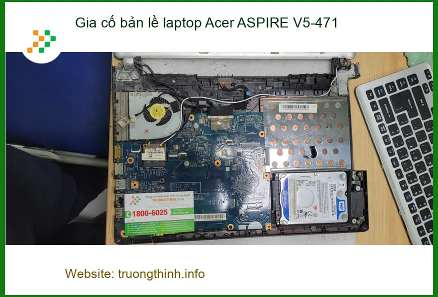 Anh Đạt sinh viên cần gia cố bản lề laptop Acer ASPIRE V5-471 Quận Bình Tân lấy ngay ảnh thực tế 2