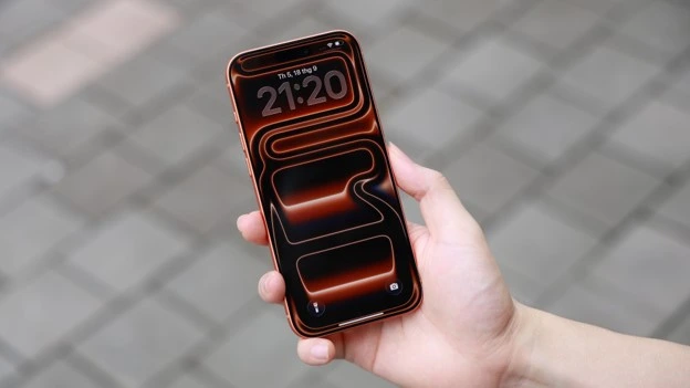 Thiết kế mặt trước quen thuộc giúp người dùng dễ chuyển sang iPhone 17 mà không mất thời gian làm quen.