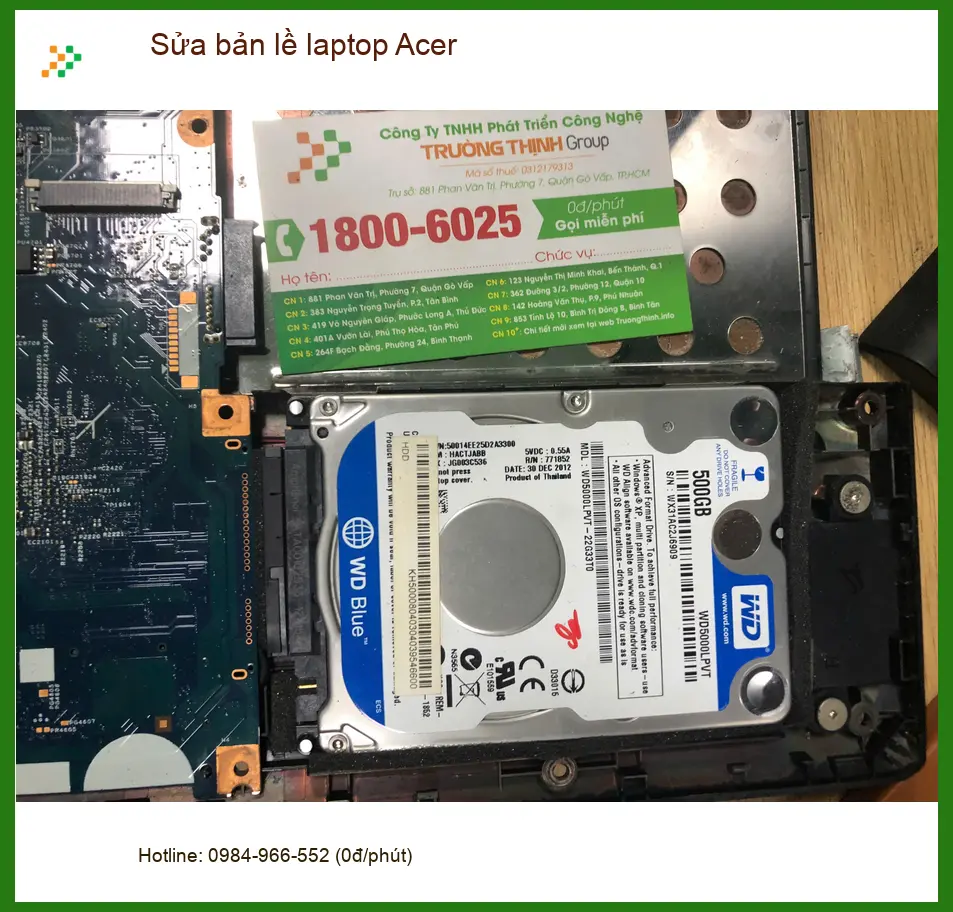 Cô Thúy chủ tiệm hoa ở Quận Bình Tân sửa bản lề laptop Acer bị hỏng lấy ngay