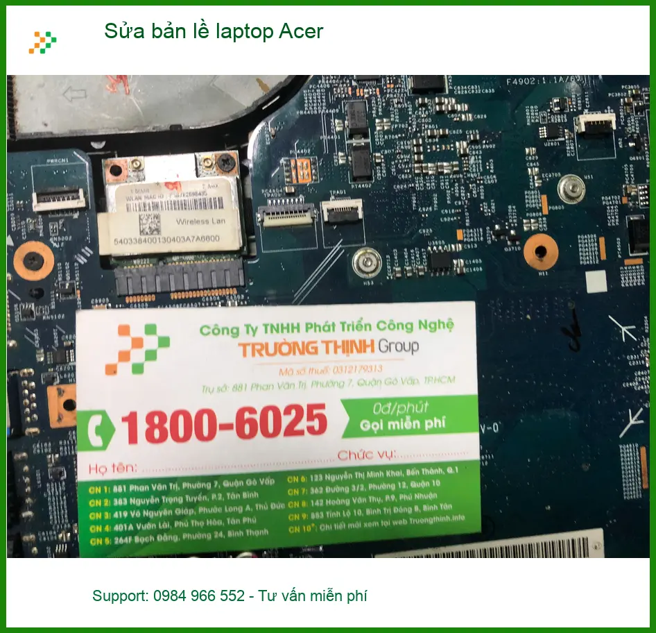 Cô Thúy chủ tiệm hoa ở Quận Bình Tân sửa bản lề laptop Acer bị hỏng lấy ngay ảnh thực tế 1