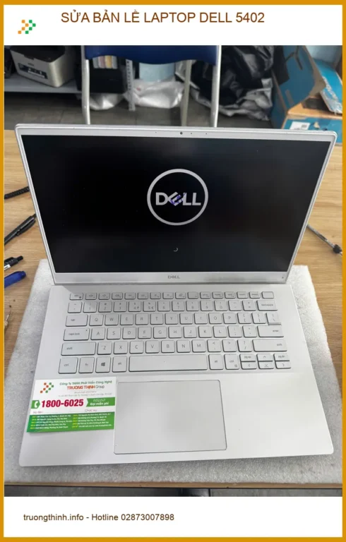 Sửa bản lề laptop Dell 5402 Quận 10 lấy ngay - Anh Quân nhân viên đồ họa