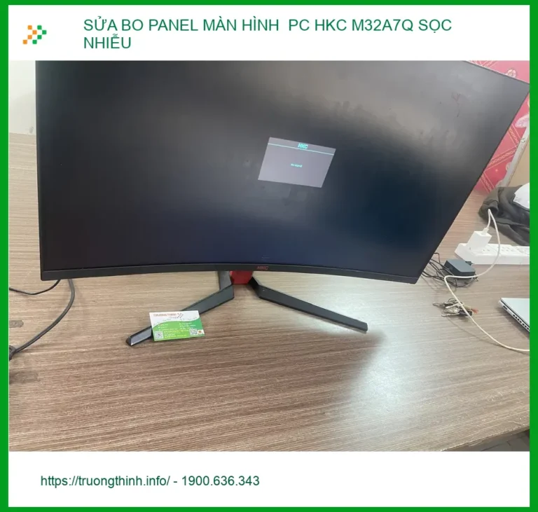 Anh Đạt ở Phú Nhuận sửa bo panel màn hình HKC M32A7Q sọc nhiễu