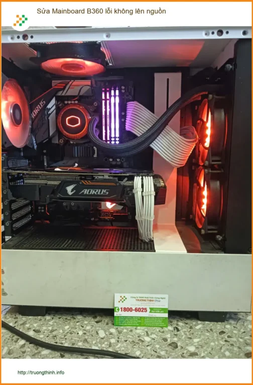 Cô Thủy giảng viên review sửa Mainboard B360 lỗi không lên nguồn Quận 7