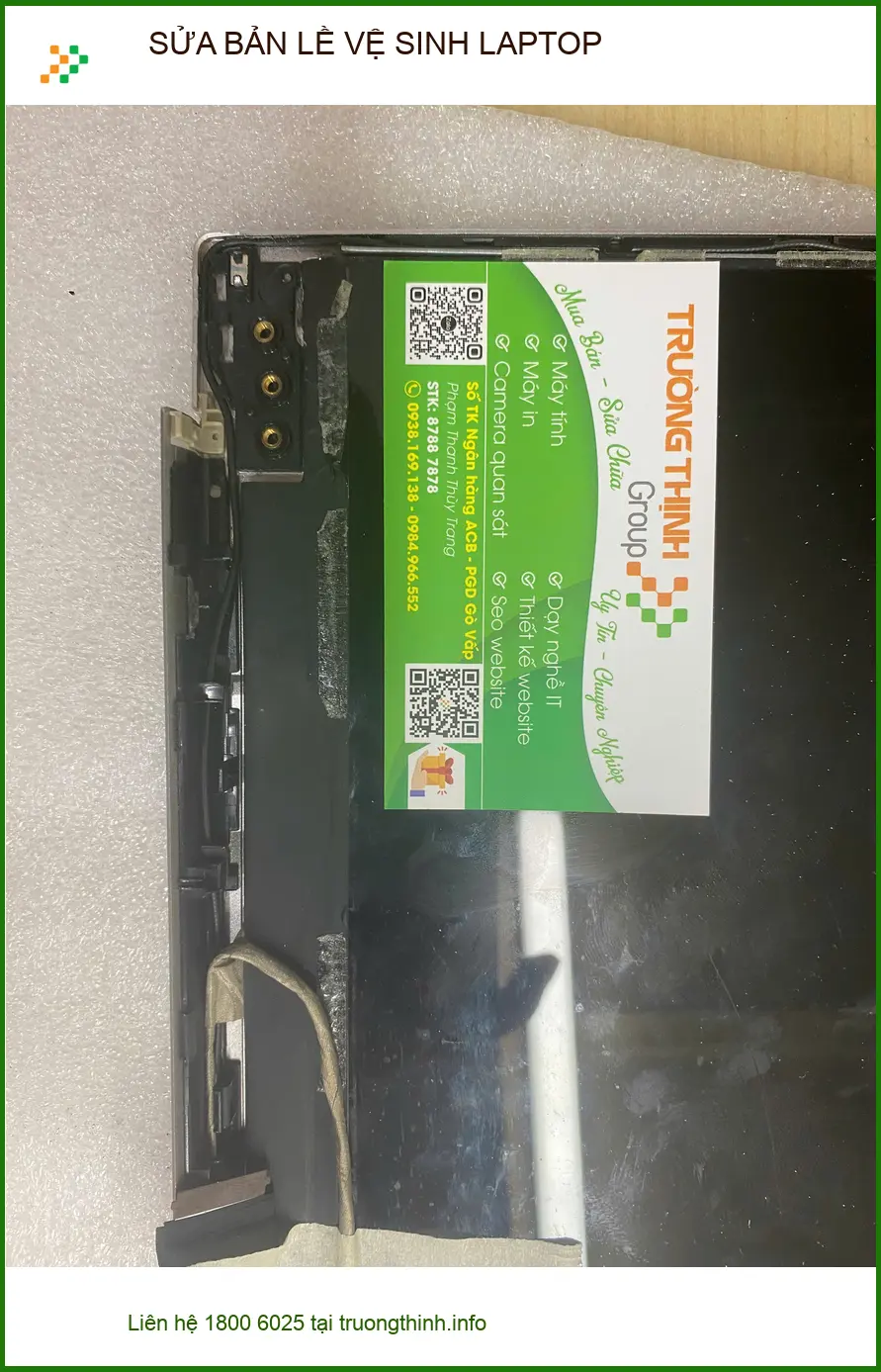 Bạn Khang sinh viên tìm dịch vụ sửa bản lề vệ sinh laptop ở Gò Vấp ảnh thực tế 2