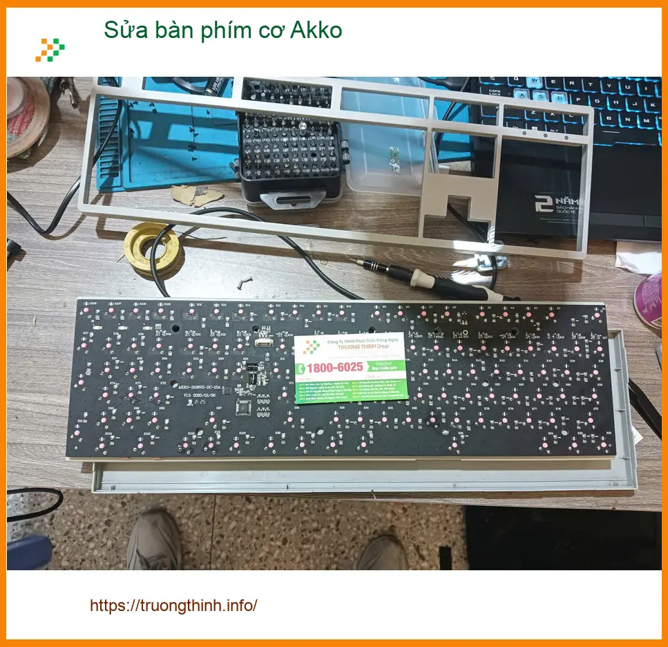 Chị Thanh nhân viên văn phòng cần Sửa bàn phím cơ Akko Quận 7 lấy ngay ảnh thực tế 1