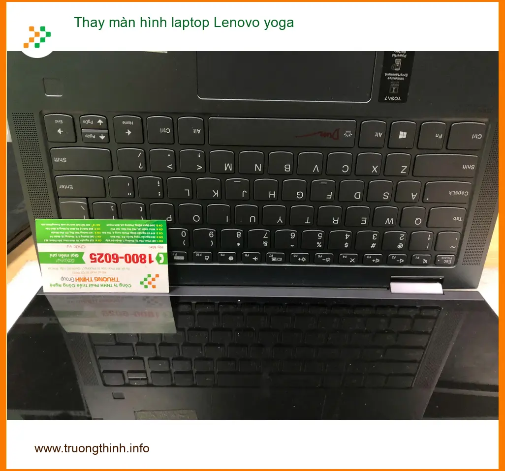Thay màn hình laptop Lenovo yoga Quận Bình Tân - Anh Duy vội vàng cần gấp ảnh thực tế 2