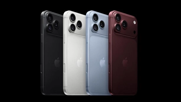 iPhone 18 Pro có bốn màu Đen, Bạc, Băng Thanh và Đỏ Burgundy. Ảnh minh hoạ