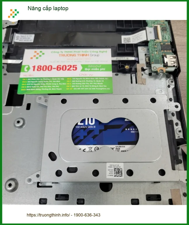 Chú Hùng kiến trúc sư nâng cấp laptop - Trung tâm Quận Tân Bình uy tín