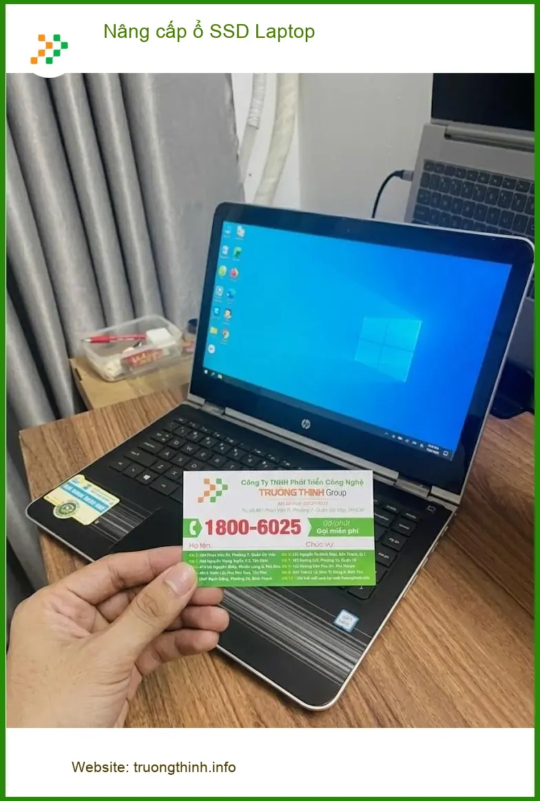 Chị Mai quản lý tìm địa điểm nâng cấp ổ SSD Laptop Quận 7 uy tín