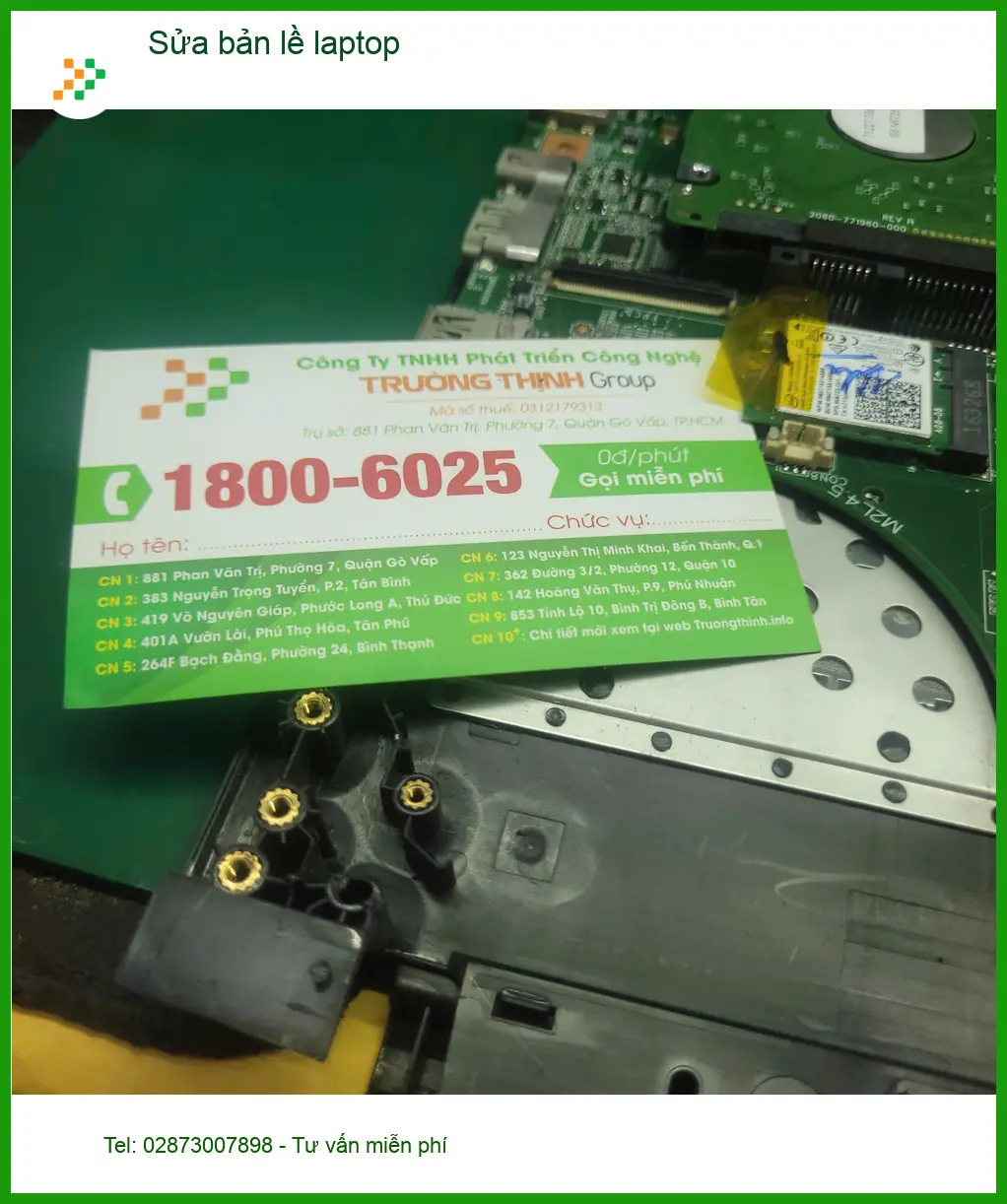 Anh Khánh kỹ sư sửa bản lề laptop Quận Tân Bình lấy ngay ảnh thực tế 1