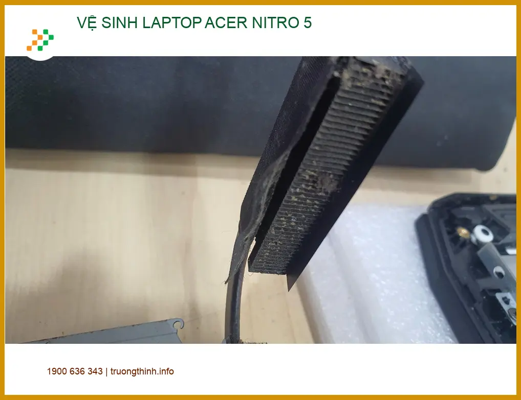 Chị Thanh nhân viên thiết kế tìm dịch vụ vệ sinh Laptop Acer Nitro 5 Quận Gò Vấp