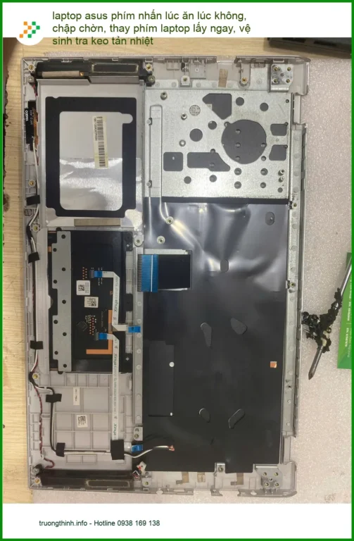 Chị Trâm chuyên viên IT thay phím, vệ sinh laptop asus lấy ngay Quận Bình Thạnh