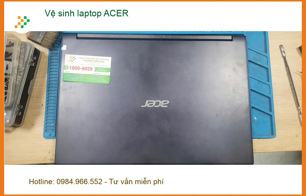 Anh Khoa lập trình viên và ca vệ sinh laptop ACER tại Quận Bình Tân ảnh thực tế 2